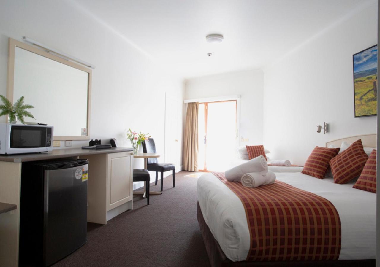 Bowen Inn Motel Lithgow Bagian luar foto